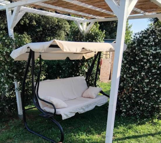 Agriturismo La Burraia Vicino A San Gimignano Gambassi Terme Exterior foto